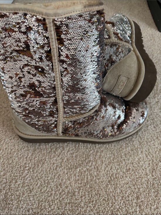 UGG Shoes - UGG Women's Sequin Short Boot - Silver with Tan Accents